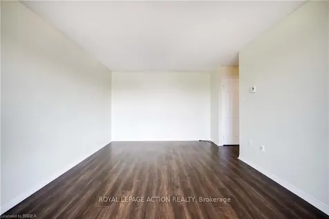 65 Highland Crescent Kitchener ON N2M 5M8