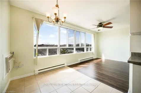 65 Highland Crescent Kitchener ON N2M 5M8