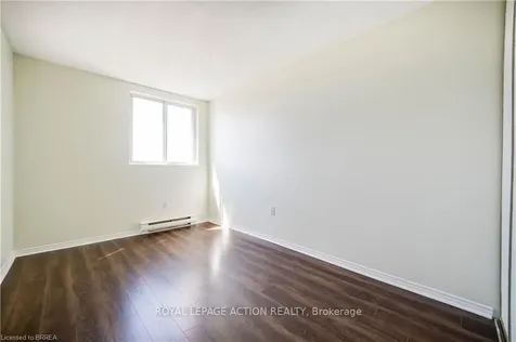 65 Highland Crescent Kitchener ON N2M 5M8