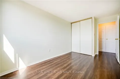 65 Highland Crescent Kitchener ON N2M 5M8