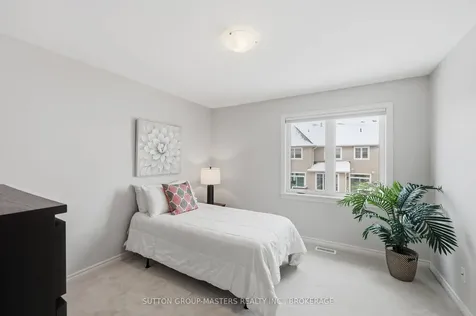 1187 Waterside Way Kingston ON K7K 0J1