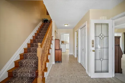 5 Cortina Crescent Hamilton ON L8K 4K3