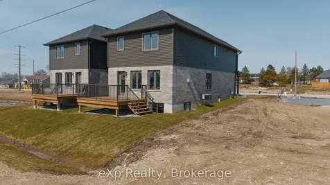 544 Newfoundland Street Wellington North ON N0G 2L2
