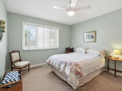 31 The Granite Bluff N/a Bracebridge ON P1L 1L4