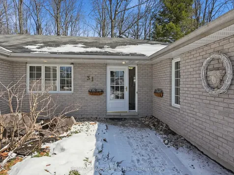 31 The Granite Bluff N/a Bracebridge ON P1L 1L4