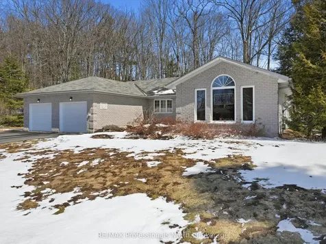31 The Granite Bluff N/a Bracebridge ON P1L 1L4