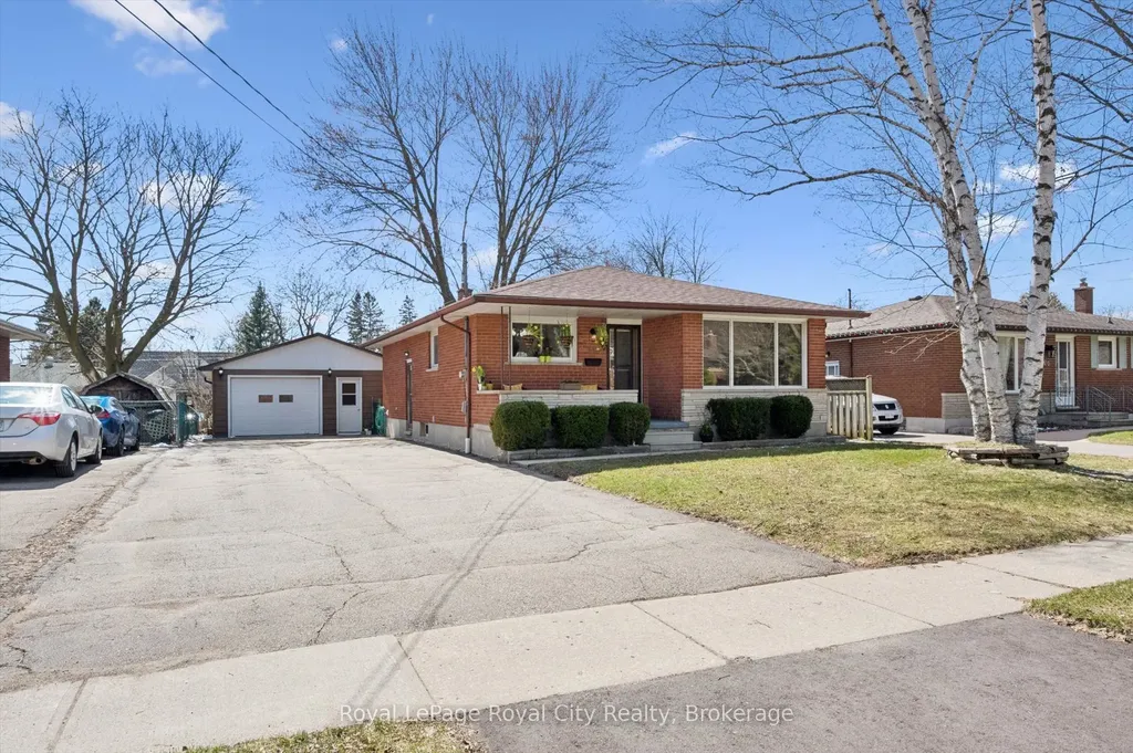 16 Kenwood Crescent Guelph ON N1H 6E5