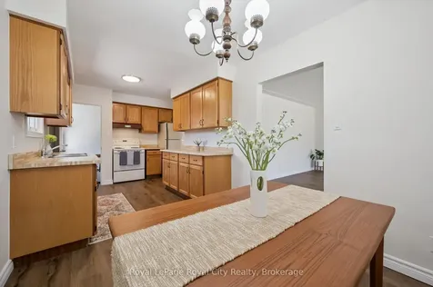 16 Kenwood Crescent Guelph ON N1H 6E5