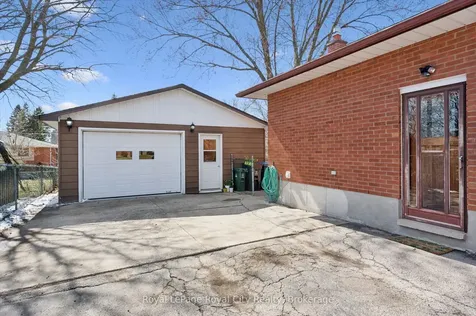 16 Kenwood Crescent Guelph ON N1H 6E5