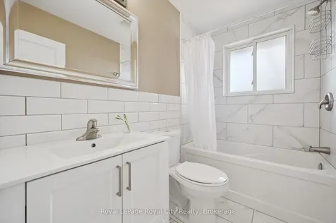 16 Kenwood Crescent Guelph ON N1H 6E5