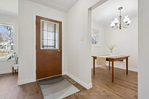 16 Kenwood Crescent Guelph ON N1H 6E5