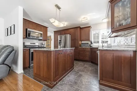 111 Thomas Street Deep River ON K0J 1P0
