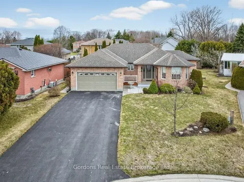 6 Wilmot Court Belleville ON K8P 5H1