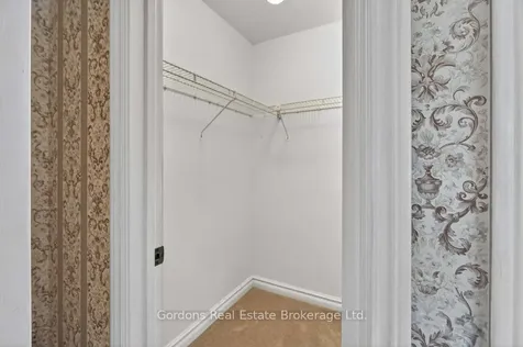 6 Wilmot Court Belleville ON K8P 5H1