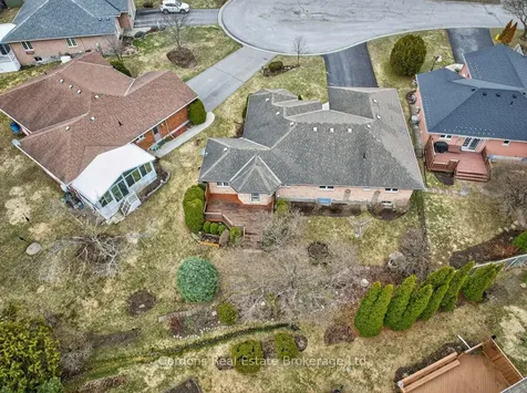 6 Wilmot Court Belleville ON K8P 5H1