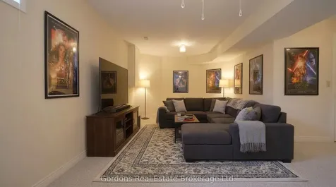 6 Wilmot Court Belleville ON K8P 5H1