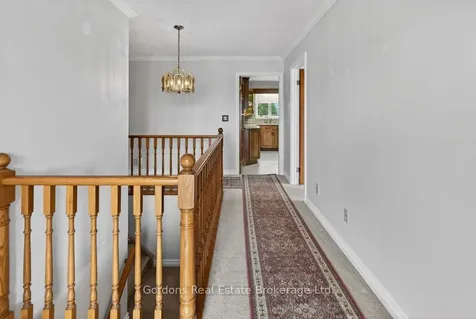 6 Wilmot Court Belleville ON K8P 5H1