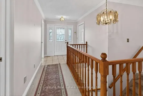 6 Wilmot Court Belleville ON K8P 5H1