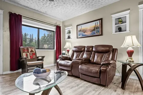 108 Dundas Street Deseronto ON K0K 1X0