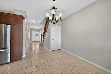 205 Tanglewood Drive Hamilton ON L0R 1C0