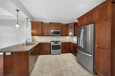 205 Tanglewood Drive Hamilton ON L0R 1C0