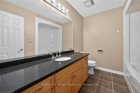 205 Tanglewood Drive Hamilton ON L0R 1C0