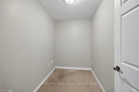 205 Tanglewood Drive Hamilton ON L0R 1C0