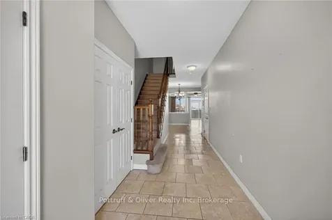 205 Tanglewood Drive Hamilton ON L0R 1C0