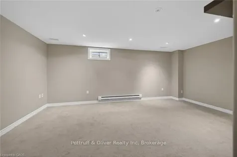 205 Tanglewood Drive Hamilton ON L0R 1C0