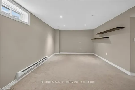 205 Tanglewood Drive Hamilton ON L0R 1C0
