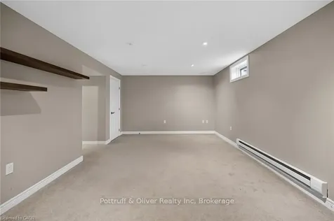 205 Tanglewood Drive Hamilton ON L0R 1C0