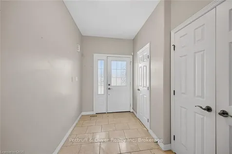 205 Tanglewood Drive Hamilton ON L0R 1C0