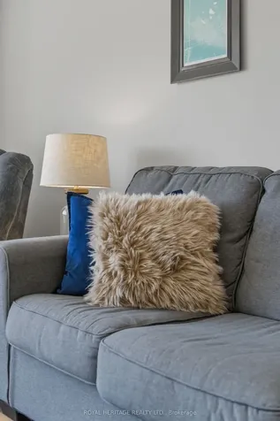 18 Panelas Crescent Quinte West ON K8V 6A5