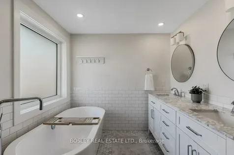 71 Rosslinn Road Cambridge ON N1S 3K3
