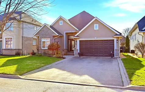 14 Fisher Drive Niagara-on-the-lake ON L0S 1J0