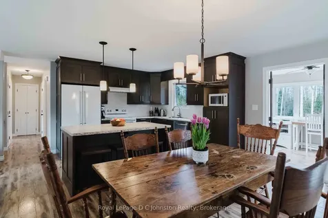 334 Tyendinaga Drive Saugeen Shores ON N0H 2L0