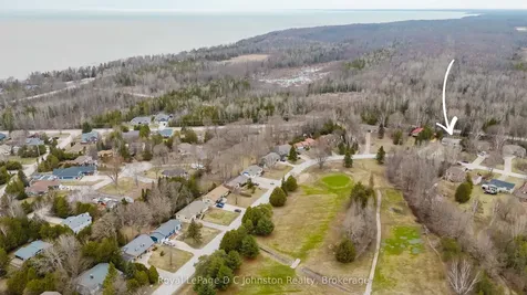 334 Tyendinaga Drive Saugeen Shores ON N0H 2L0