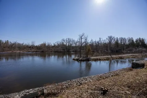 51 Rivermill Boulevard Kawartha Lakes ON K9V 6E8