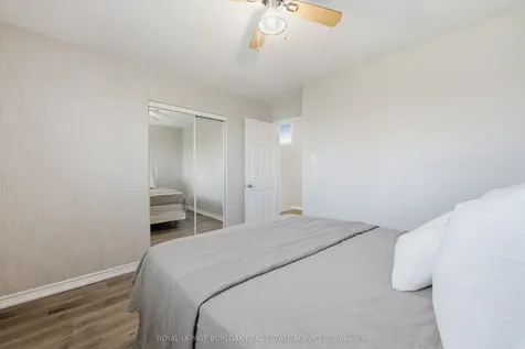 11 Queenslea Drive Hamilton ON L8W 1T7