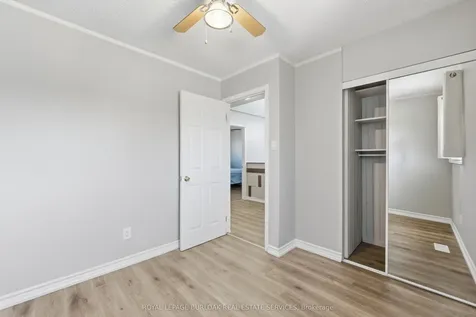 11 Queenslea Drive Hamilton ON L8W 1T7