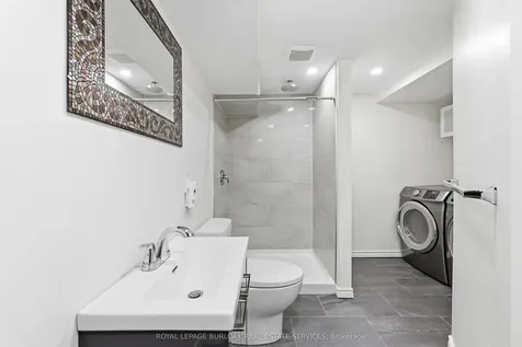 11 Queenslea Drive Hamilton ON L8W 1T7