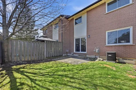 11 Queenslea Drive Hamilton ON L8W 1T7