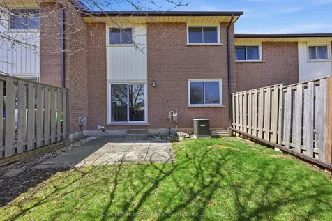 11 Queenslea Drive Hamilton ON L8W 1T7