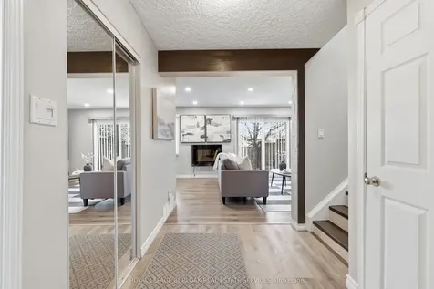 11 Queenslea Drive Hamilton ON L8W 1T7