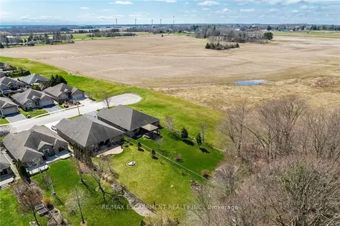 117 Willowdale Crescent Norfolk ON N0A 1N5