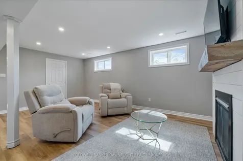 17 Hawthorn Crescent North Middlesex ON N0M 1A0