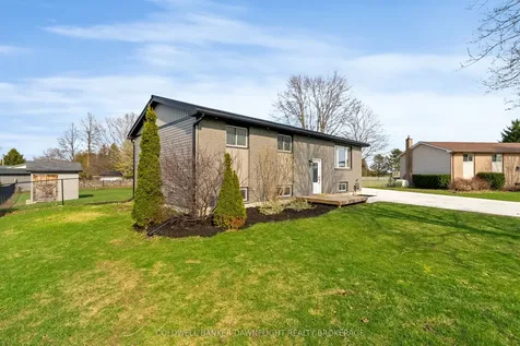 17 Hawthorn Crescent North Middlesex ON N0M 1A0