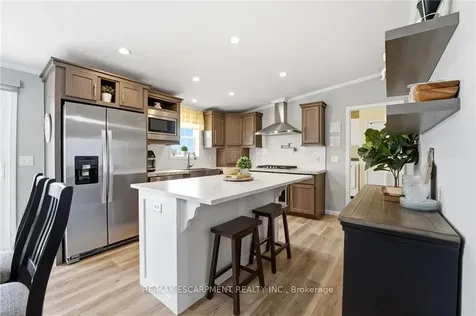 20 Hickory Hollow Haldimand ON N0A 1L0