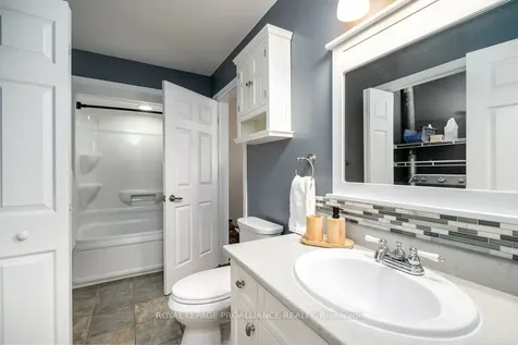 27 Forest Valley Drive Quinte West ON K0K 2C0