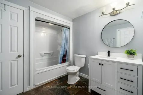 27 Forest Valley Drive Quinte West ON K0K 2C0